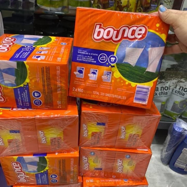 GIẤY THƠM BOUNCE 1 HỘP 160 tờ - HÀNG XÁCH TAY SIÊU THỊ COSTCO MỸ