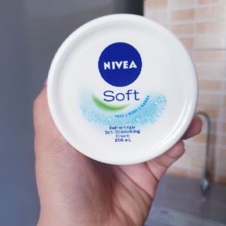Kem dưỡng da nivea soft 200ml đức