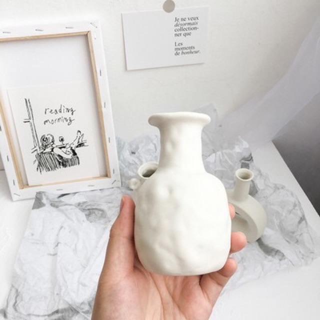 Bình trìu tượng