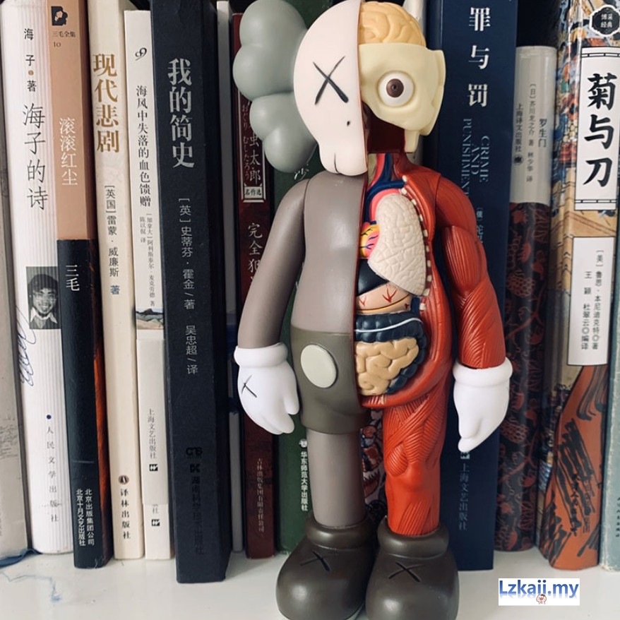 Mô hình nhân vật Kaws trang trí kiểu dáng độc đáo c;
