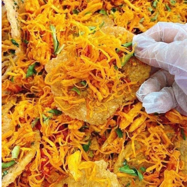 Cơm cháy lắc khô gà Hộp 300gr Loại Đặc Biệt Hàng ngon nhà làm ăn vặt mẹ ỉn | BigBuy360 - bigbuy360.vn