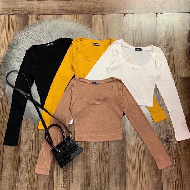 Áo croptop cổ vuông tay dài