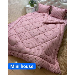 Bộ chăn phao ga gối poly set 5 món mẫu kẻ tim hồng