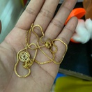 Hàng mới đem về đẹp. Nhưng xài chưa tới 1 tuần là cái móc dây bị bạc màu thấy rõ rệt. Tuy mình chưa để dính nước lần nào. Thất vọng Shiper rất nhiệt tình