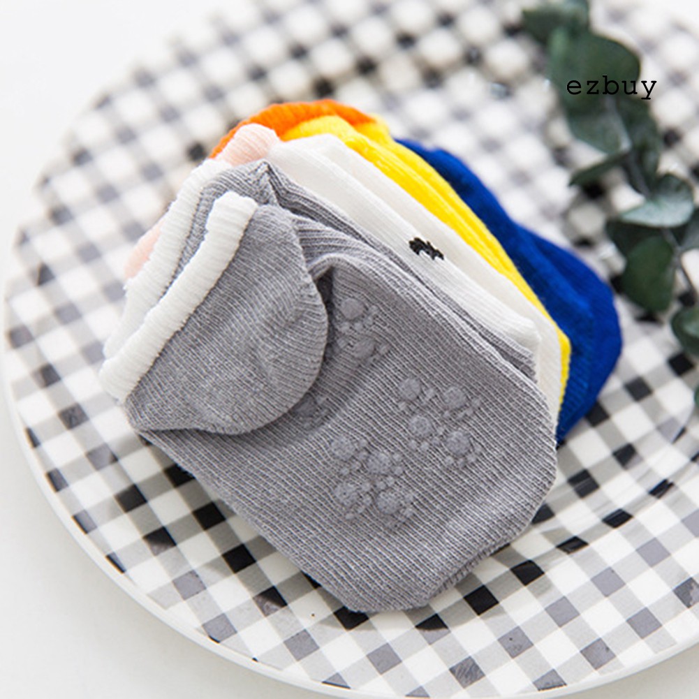 Tất Chống Trượt Thoáng Khí In Hình Mặt Cười Dễ Thương Cho Bé