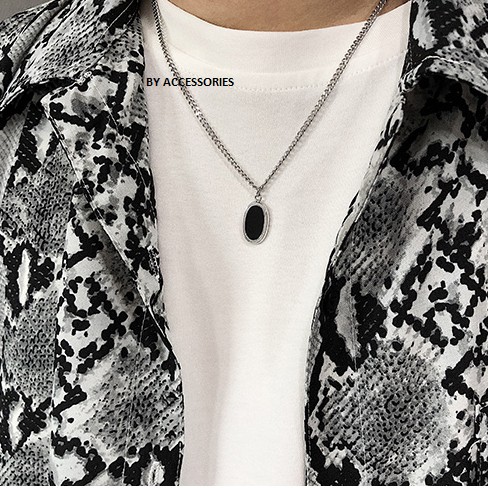 Dây chuyền titan unisex mặt tròn và oval đen style retro không gỉ UN191002