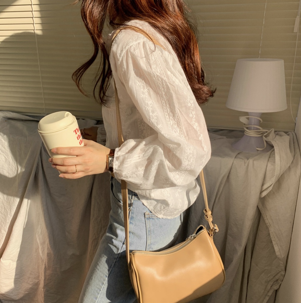 Xiaozhainv Áo Sơ Mi Tay Dài Cổ Chữ V Phối Ren Thêu Họa Tiết Đơn Giản Phong Cách Hàn Quốc