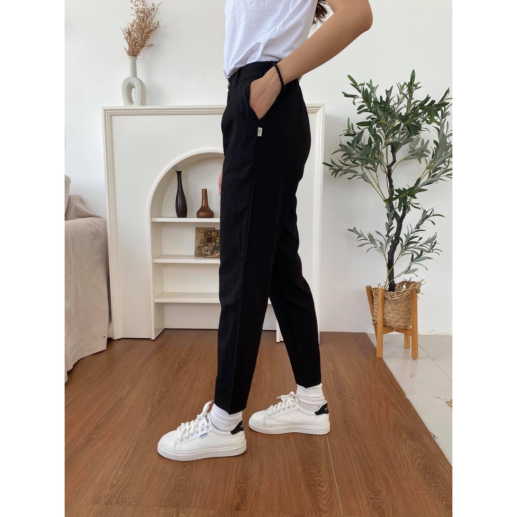 Quần Đũi cạp khuy June - Màu Đen
