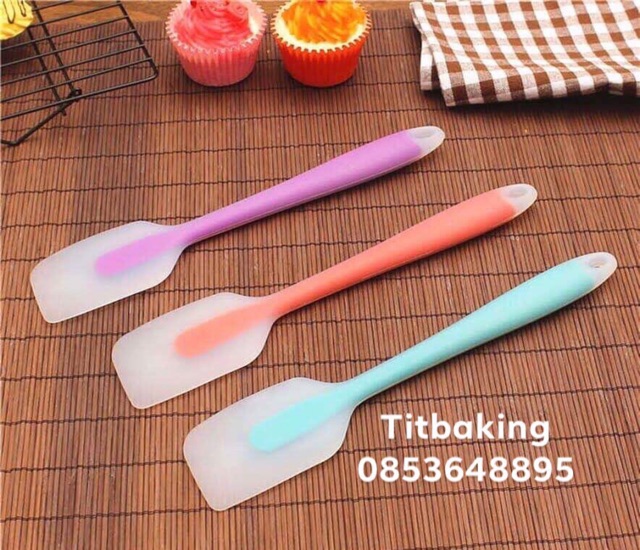 Phới silicon đúc trong