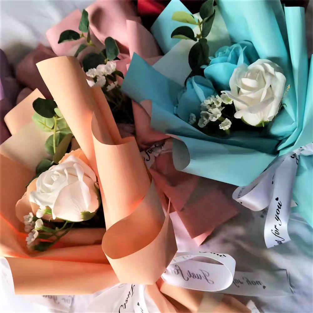 Bó Hoa Hồng Sáp Cỡ Nhỏ Trang Trí Tiệc Ngày Lễ