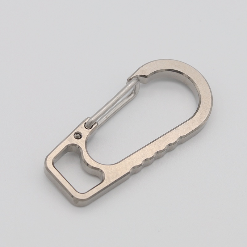 Móc Khóa Bằng Hợp Kim Titan Không Gỉ Chuyên Dụng Cho Leo Núi