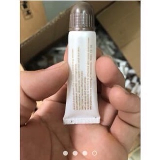 Dưỡng Mày Môi Vitamin AD Dạng Típ