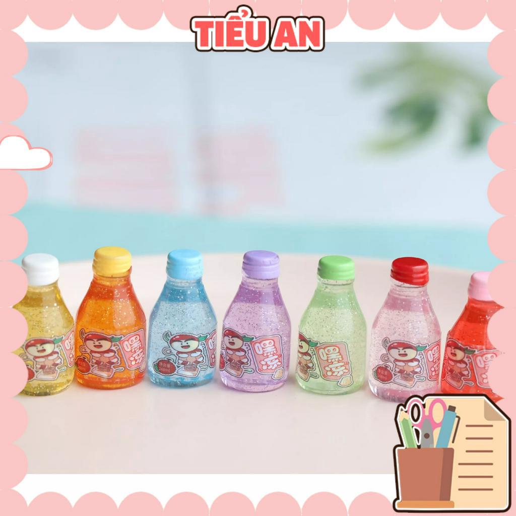 Hình Chai Nước Trong Suốt Nhiều Màu Sắc (1.3x2.6cm)