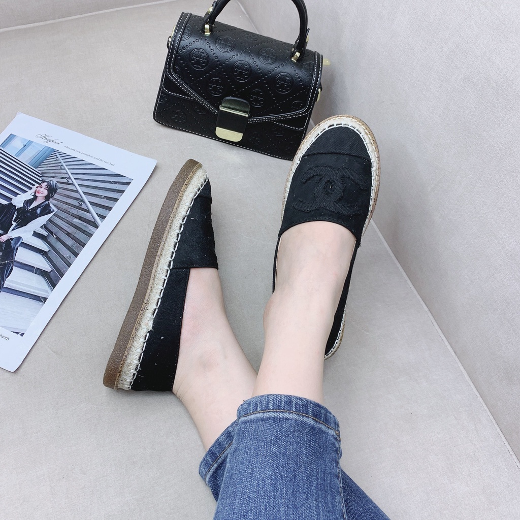 Giày Slipon Thêu Chữ X Nổi Đế Nhựa