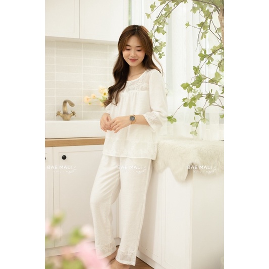 SP263- Bộ ngủ đũi trắng pha boi