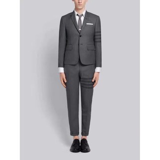 Bộ vest nam Thom Browne màu xám