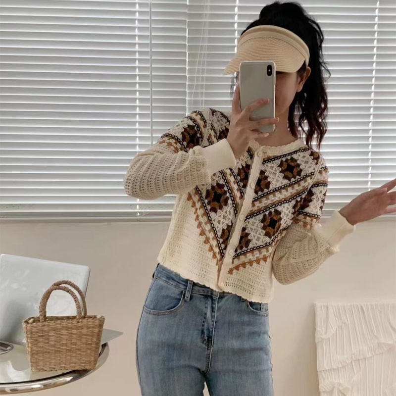 Áo Khoác Cardigan Dệt Kim Tay Dài Dáng Rộng Cài Khuy Họa Tiết Hình Học Dễ Thương