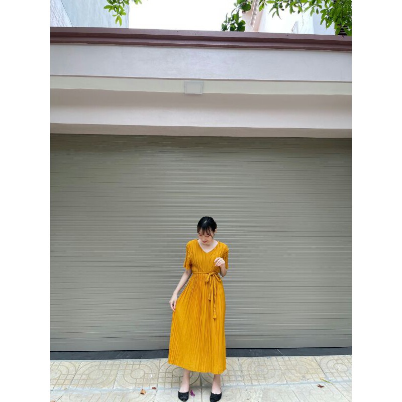 Váy bầu mùa hè - Đầm bầu dập ly cổ tim chất cotton xốp freesize từ 50kg đến 75kg