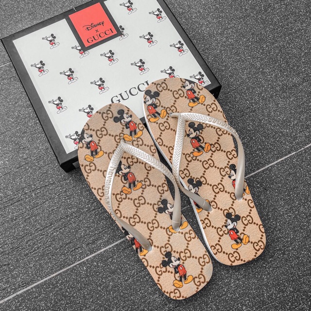 Dép hot trend micky