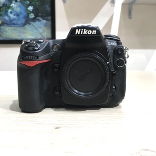 Máy ảnh Nikon D300s 15k shot cũ xách tay
