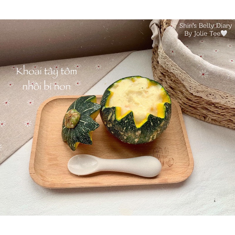 Thìa ăn dặm silicon Bobby Doll cho bé