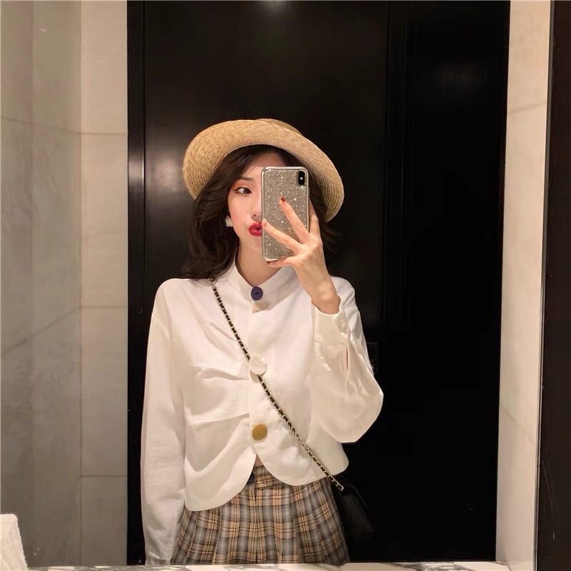 Sơ mi kiểu phối nút màu