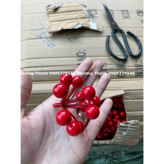 Đào đỏ, đào đông, quả cherry, dạng chùm