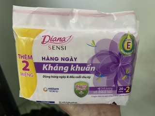 Băng Vệ Sinh DIANA Sensi Daily Siêu Thấm Kháng Khuẩn 20 Miếng (155mm)