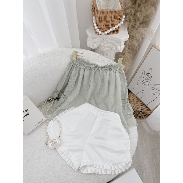 SET ÁO BẸT VAI BOCHUN BÈO + QUẦN SHORT VIỀN REN LAI