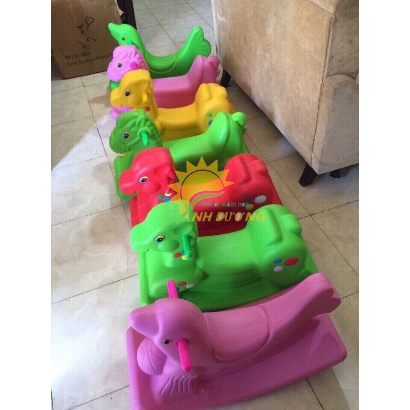 Bập bênh cho bé - nhiều màu