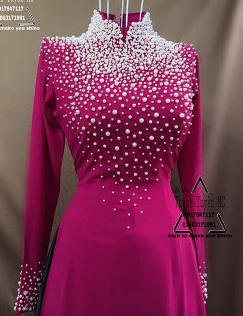 Set áo dài 4 tà- tà A to đính kết kèm quần ống váy cùng chất lụa