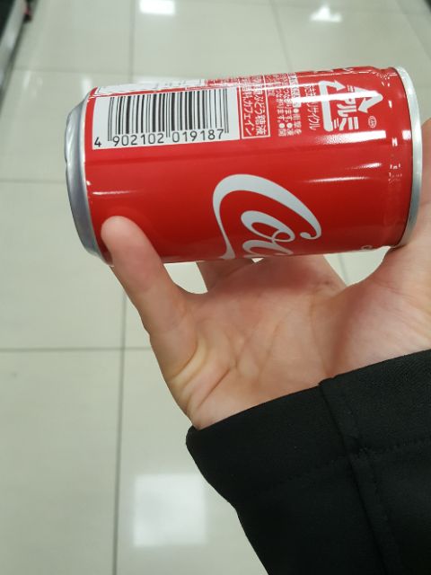 COCACOLA NHẬT BẢN, HOA ANH ĐÀO, NẮP VẶN LON NHÔM, LON 500ML....