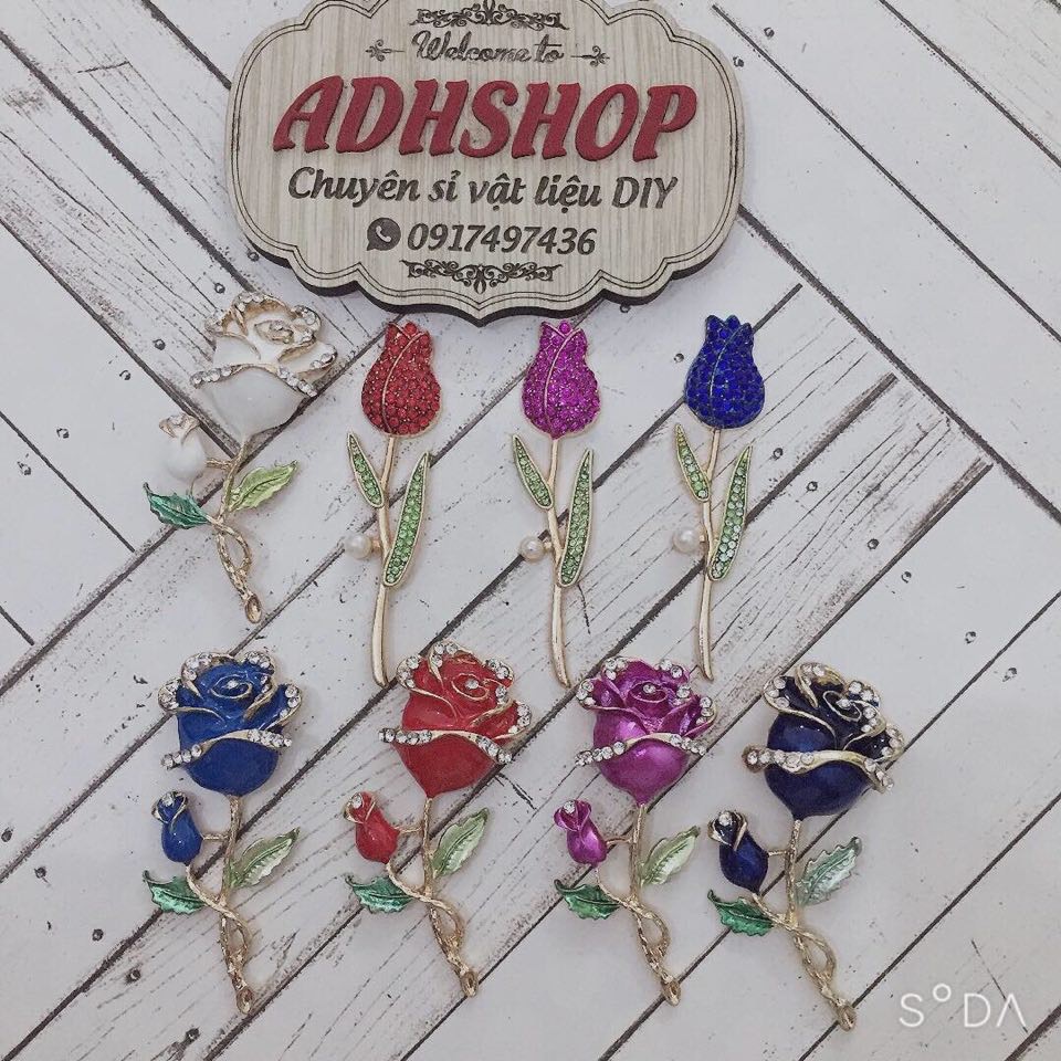 Cành Hồng Đính Đá