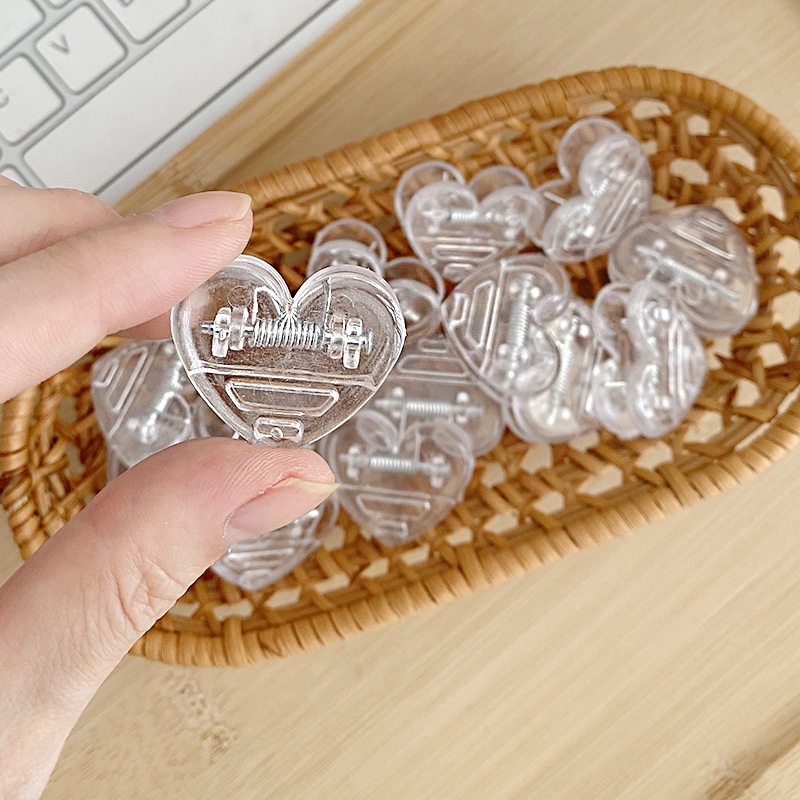 Kẹp Giấy Ghi Chú Bằng Nhựa Trong Suốt Hình Trái Tim Đơn Giản