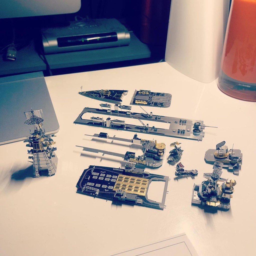 Chưa Ráp Mô Hình Thép 3D Piececool Tàu Chiến Tuần Dương Hạm Hải Quân Nga Pyotr Velikiy Lớp Kirov