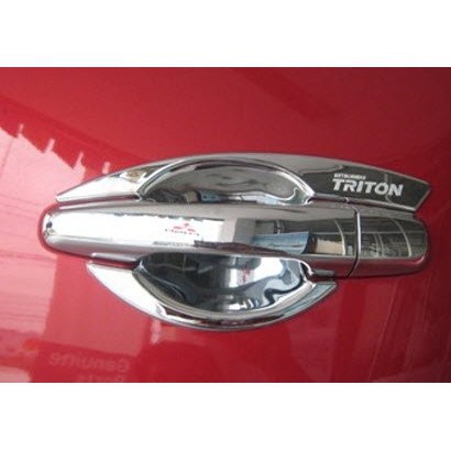 Ốp tay nắm, hõm cửa xe Mitsubishi Triton đời 2016- 2020, 2021, 2022 mạ crom cao cấp