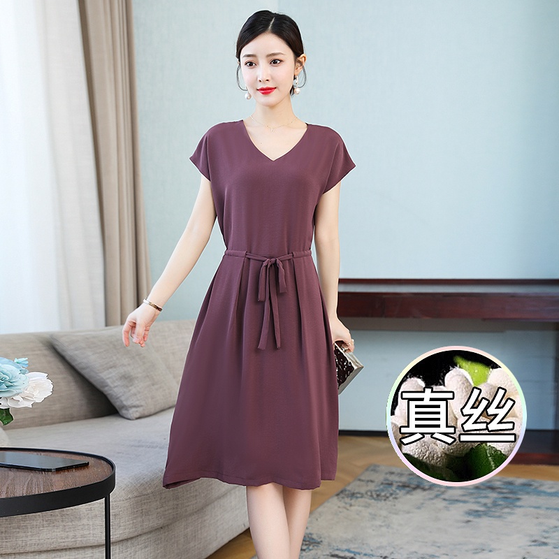 Đầm tay ngắn phong cách phương Tây dành cho phụ nữ trung niên 40-50 tháng tuổi