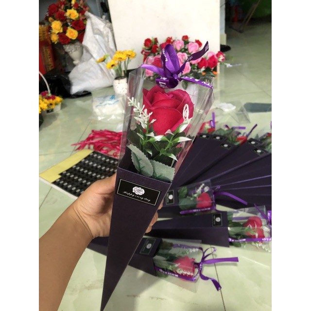 BÔNG HỒNG 🍎FREESHIP🍎Giảm 10K Khi Nhập  hộp mica đựng hoa sáp