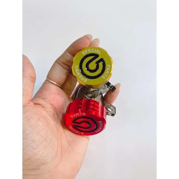 Bình dầu khói OBrembo nắp nhôm CNC đủ màu, gắn chế bình dầu trước và sau xe máy