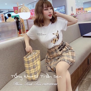 Set áo phông nai + chân váy xếp ly kẻ mã B220