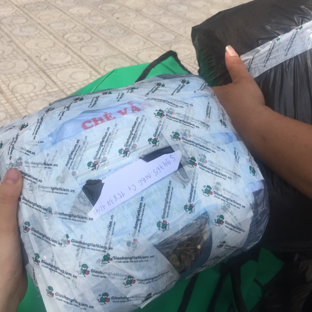Combo lá tắm mẹ + lá tắm bé
