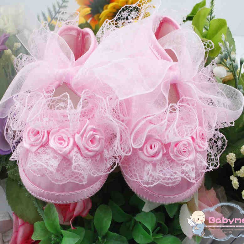 Giày ren phối hoa phong cách công chúa cho bé gái