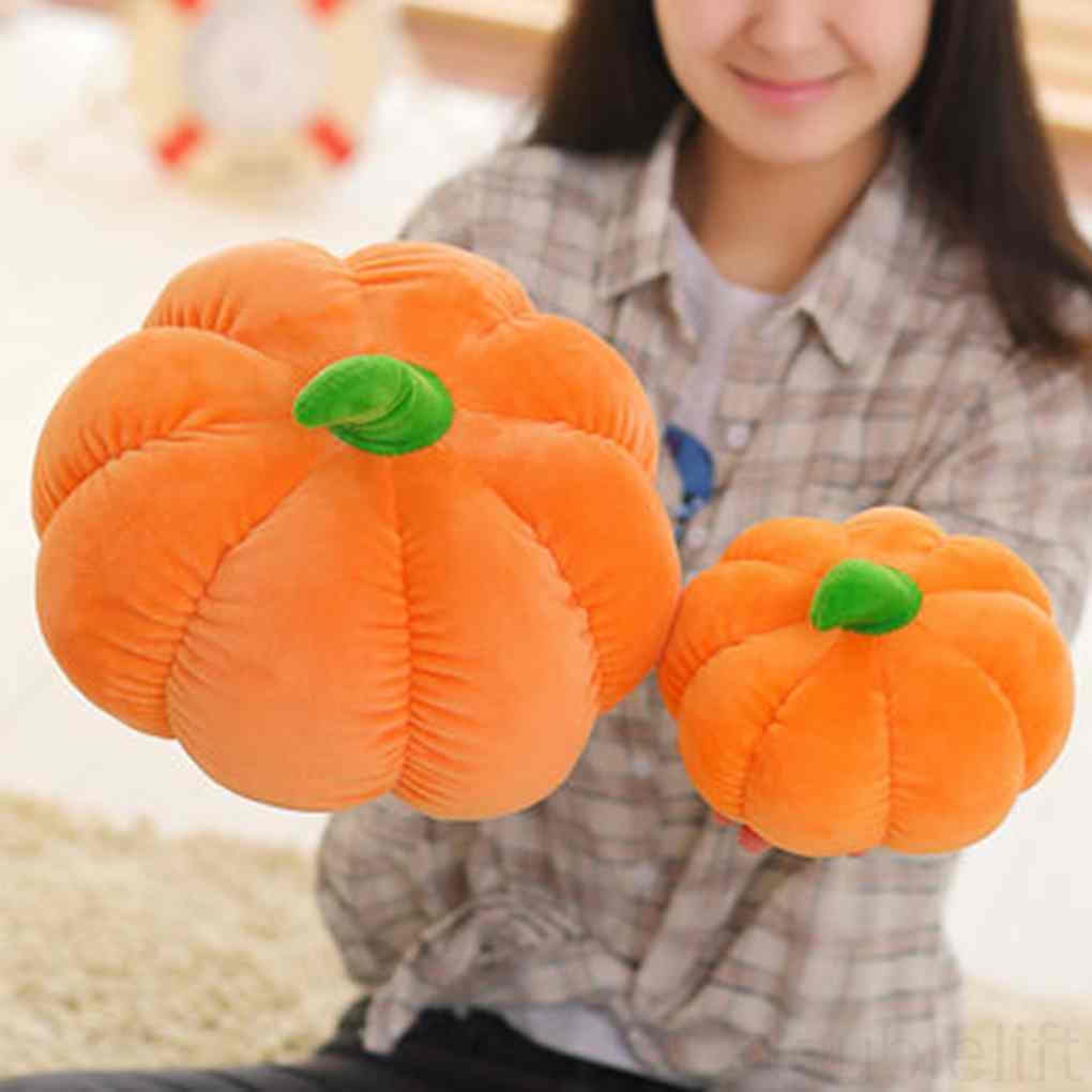 Quả bí ngô nhồi bông kích thước 18/ 30/ 40cm dùng trang trí halloween