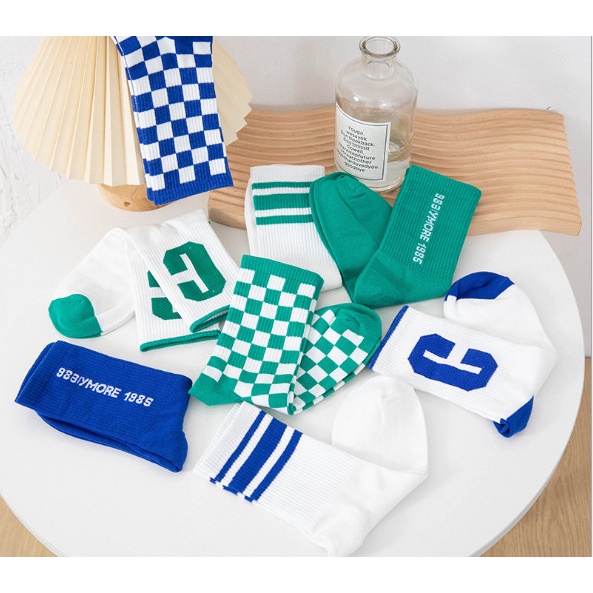 Vớ Tất chữ C cao cổ Nam Nữ phong cách thể thao, trẻ trung, năng động.