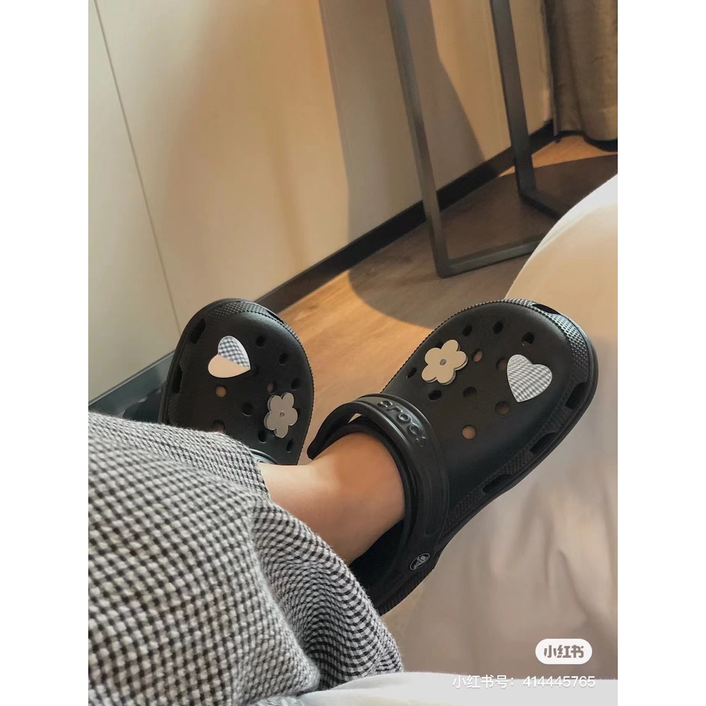 crocs Sticker shoes sticker for cross sandals☁️Hoa☁️Set 2 Phụ Kiện Trang Trí Giày DIY Hình Giày Búp Bê Dễ Thương