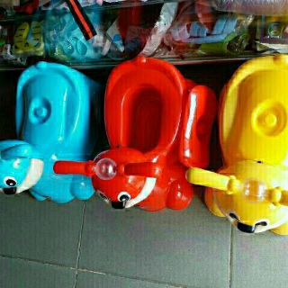 Bộ vệ sinh hình thỏ có nhạc vô tập đi vệ sinh