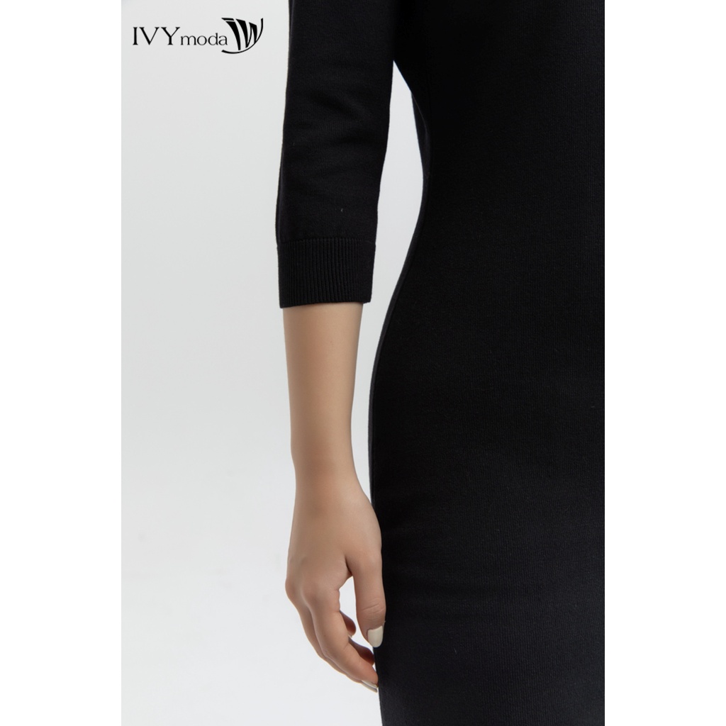 Đầm len body cổ tim IVY moda MS 42P0176