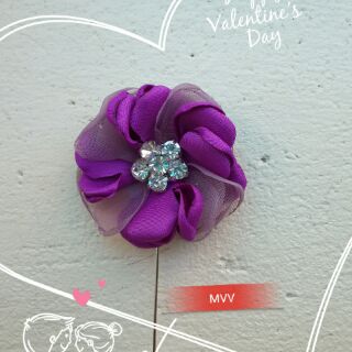 Cài áo hoa lụa phối voan