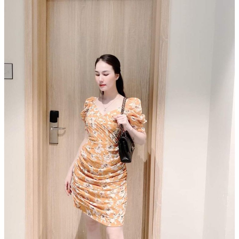 Váy hoa xếp ly sành điệu