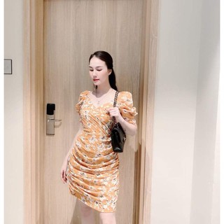 Váy hoa xếp ly sành điệu